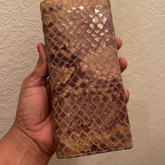 Michael Kors Wallet, please check all pictures for condition - Picture 7 of 16